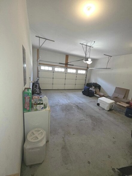 Building Photo - 418 W Ellen St