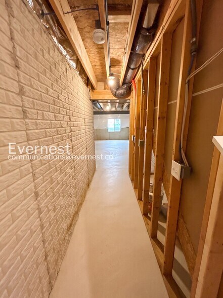 Building Photo - 8555 Erie Lp
