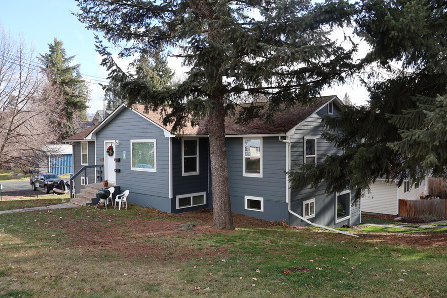 Primary Photo - 503 E 7th St
