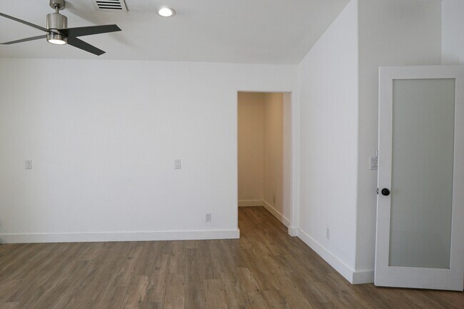 Building Photo - 33865 Cathedral Canyon Dr