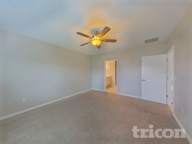 Building Photo - 232 Garnet Ave