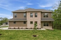 Building Photo - 276 Kinross Dr