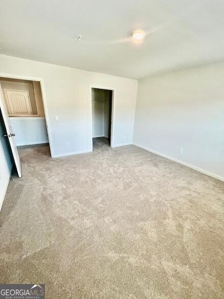 Building Photo - 2728 Piper Dr
