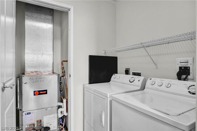 Building Photo - 8255 S Las Vegas Blvd