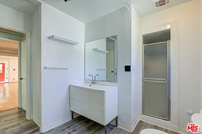 Building Photo - 835 N Ogden Dr