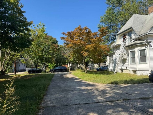 Building Photo - 17 Arcadia Pl