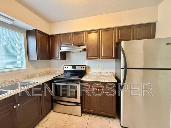 Building Photo - 4117 S Semoran Blvd