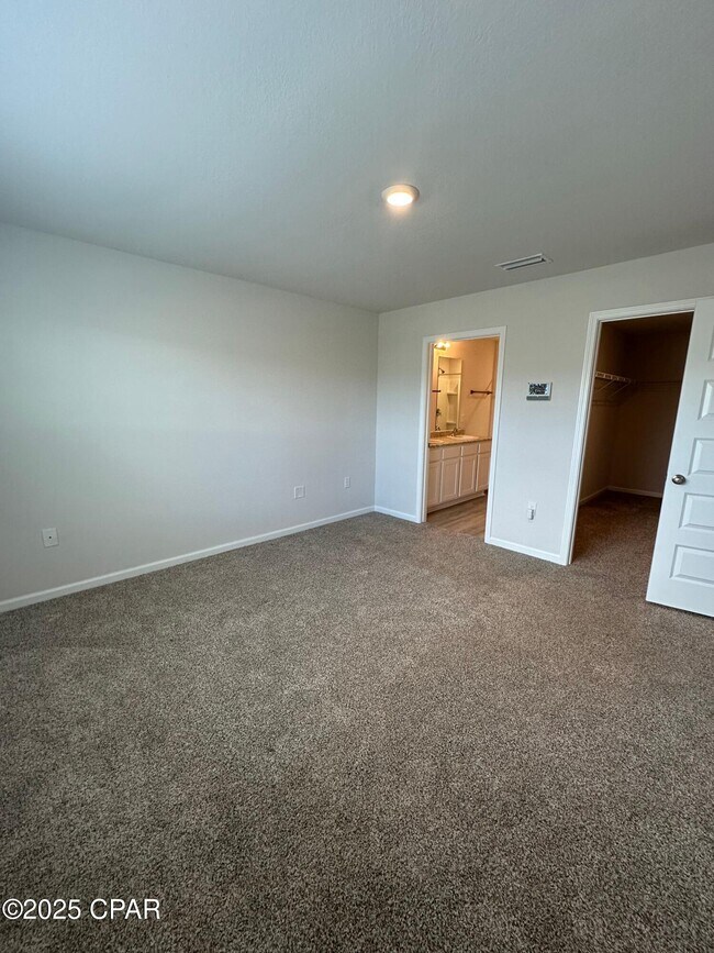 Building Photo - 6636 Slabinski Ln