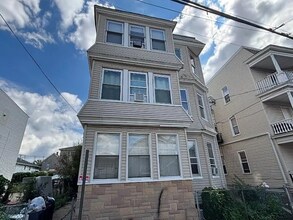 Building Photo - 208 Geneva St