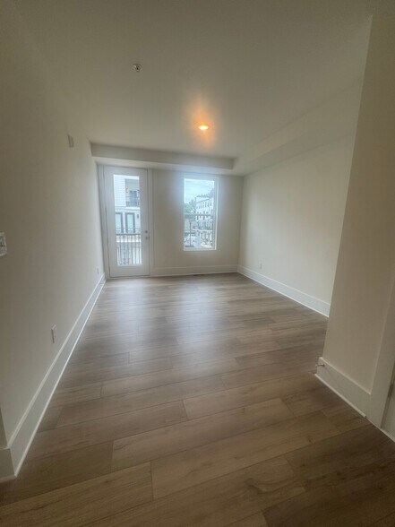 Building Photo - 110 Byrum St