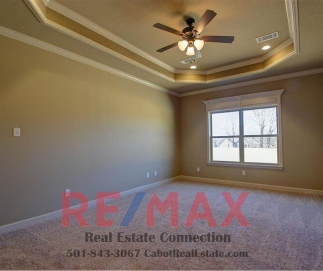 Building Photo - 18 Shadow Creek Dr