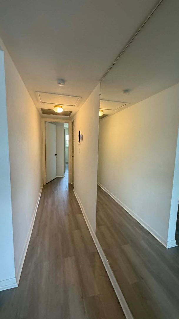 Building Photo - FIRST MONTHS RENT FREE!!! Beautiful 2 MASTER SUITE CONDO in Central Ft. Myers with Over 1200 Sqft.