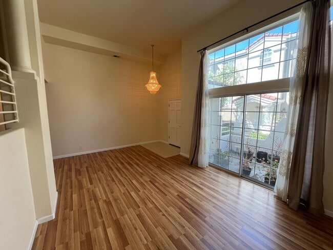 Building Photo - 7011 Silver Brook Ct