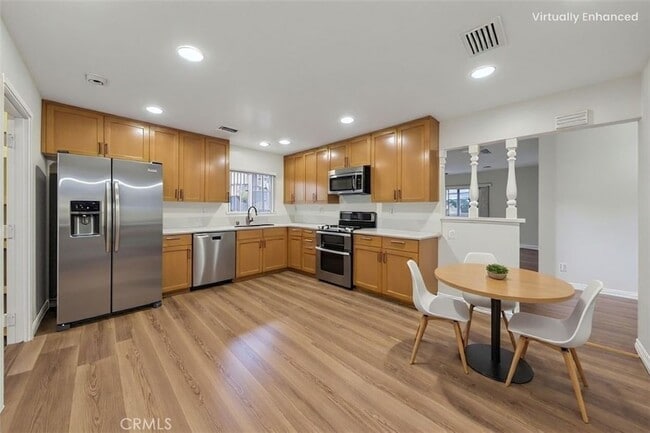 Building Photo - 4201 Franklin Ave