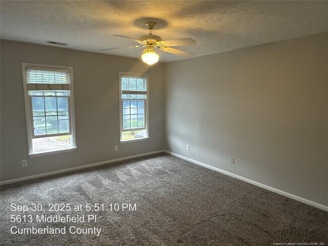 Building Photo - 5617 Middlefield Pl