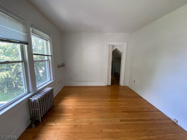 Building Photo - 316 Claremont Ave