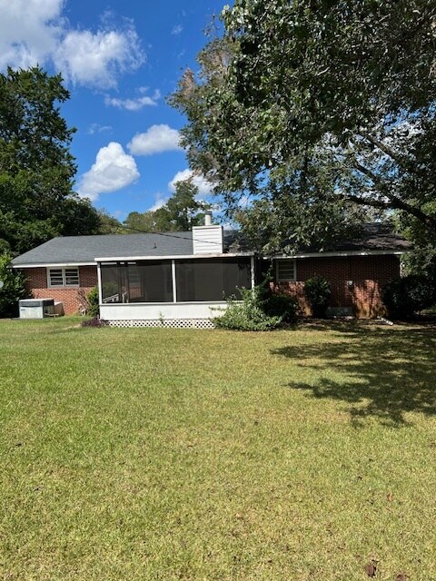 Building Photo - 1602 Gail Ave
