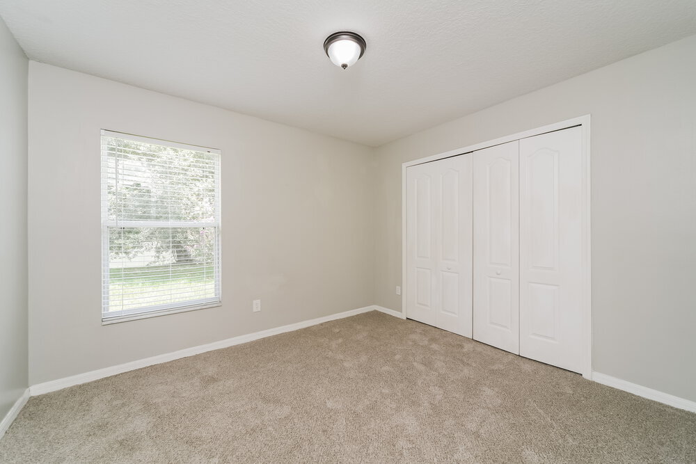 Building Photo - 926 Willow Run St