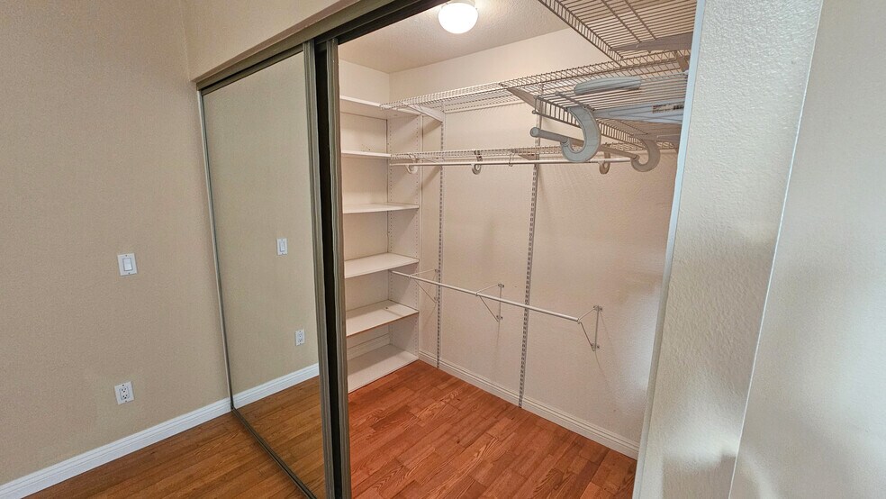 Master closet - 18219 Hampton Ct