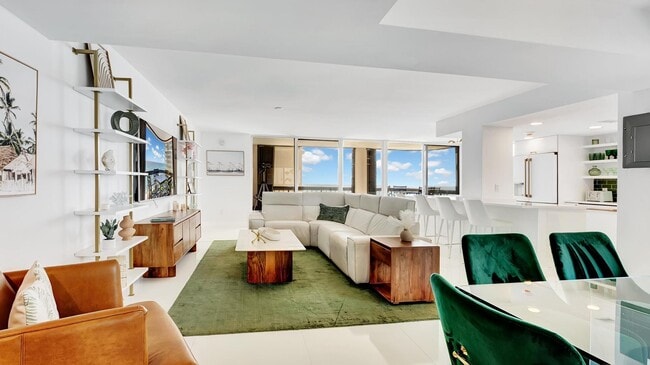 Building Photo - 5380 N Ocean Dr