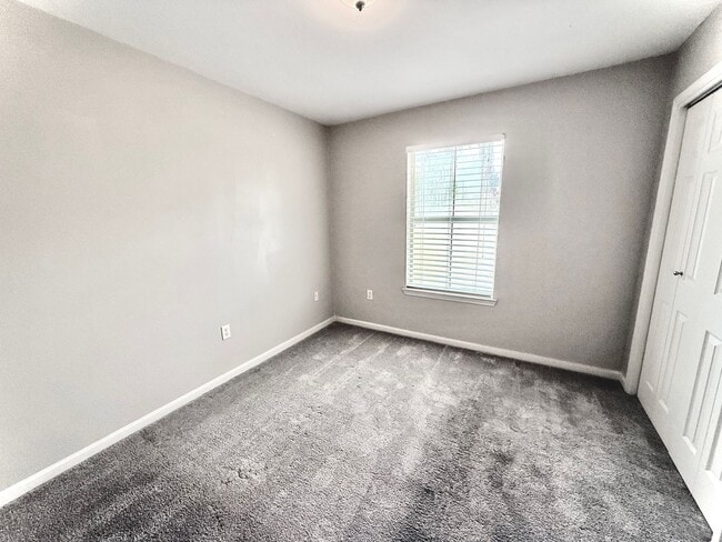 Building Photo - 15253 E Bayou Dr