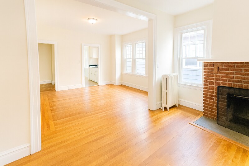 Primary Photo - 10 Walden St