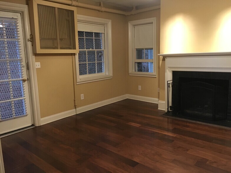 Living Room - 221 W Lanvale St