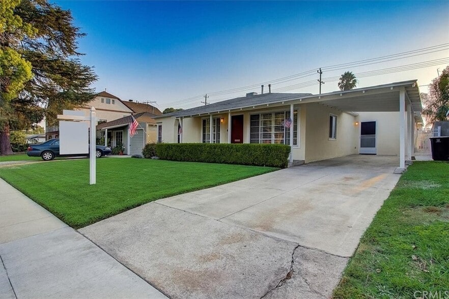 https://my.matterport.com/show/?m=jzeRU6tT8Ln - 1331 N Lincoln St