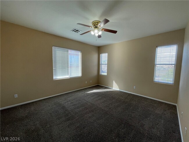 Building Photo - 733 Emerald Idol Pl