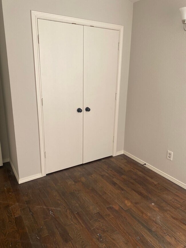 Building Photo - 318 Spanish Moss Dr