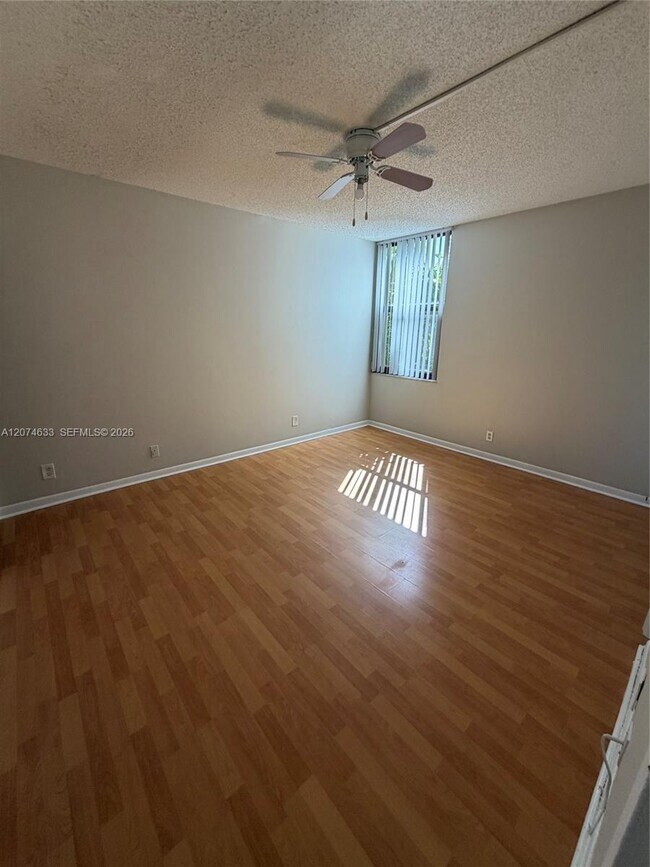 Building Photo - 8429 Forest Hills Dr