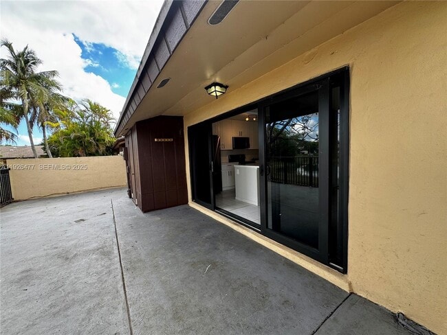 Building Photo - 12365 SW 119th Terrace