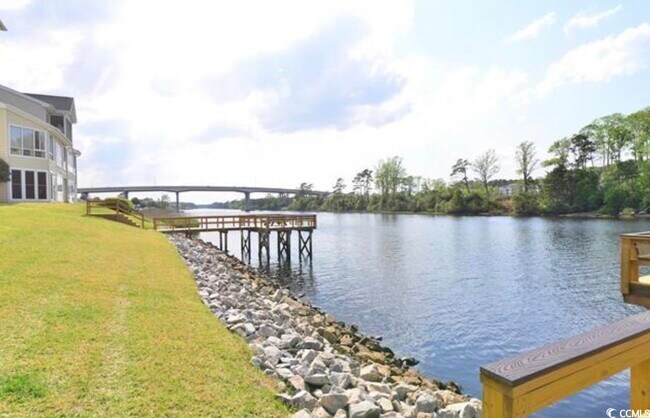 Building Photo - 208 Landing Rd