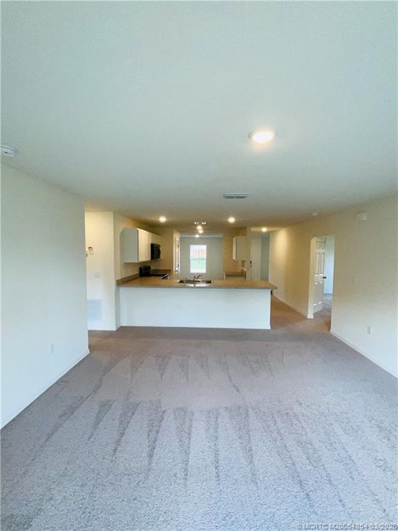 Building Photo - 1701 SE Manth Ln