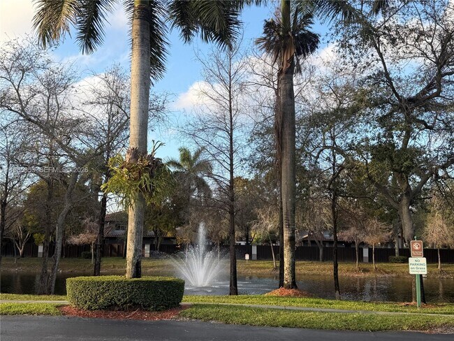 Building Photo - 11416 NW 43rd Terrace