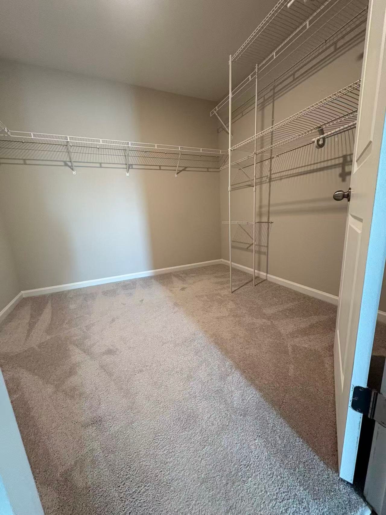 Building Photo - 2471 Hanover Woods Rd