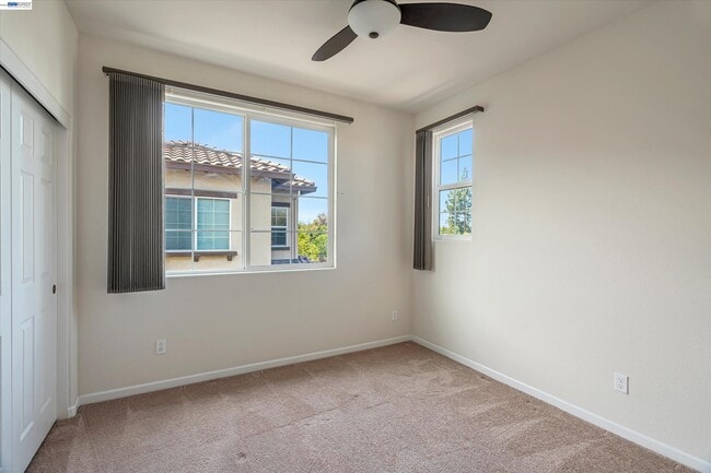 Building Photo - 1139 Genco Terrace