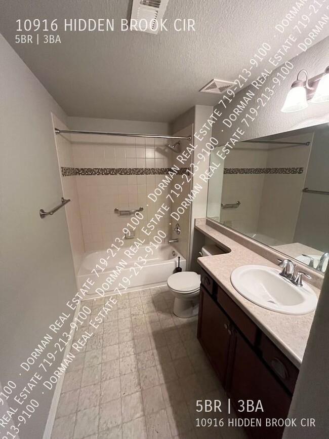 Building Photo - 10916 Hidden Brook Cir