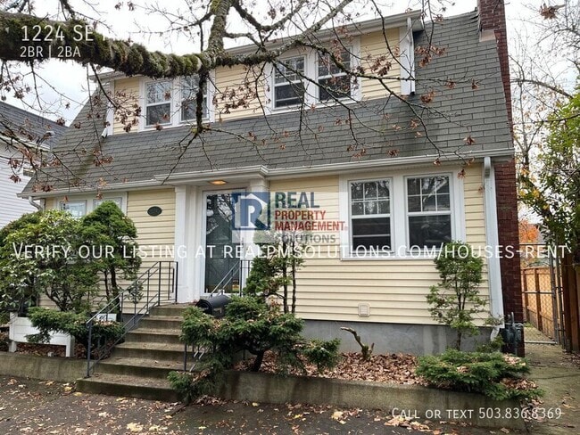 Building Photo - 1224 SE Malden St