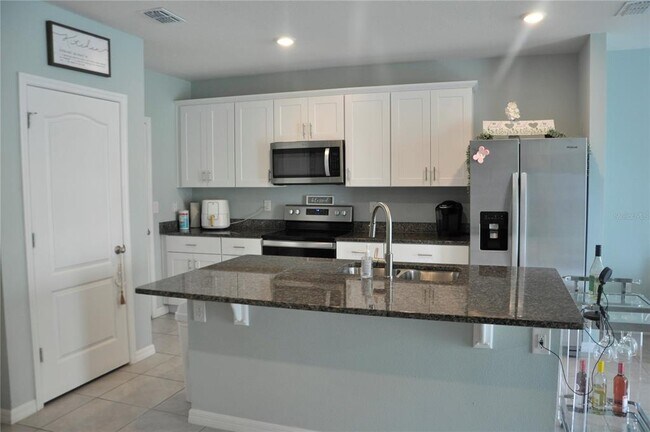 Building Photo - 4 Bella Oaks Dr