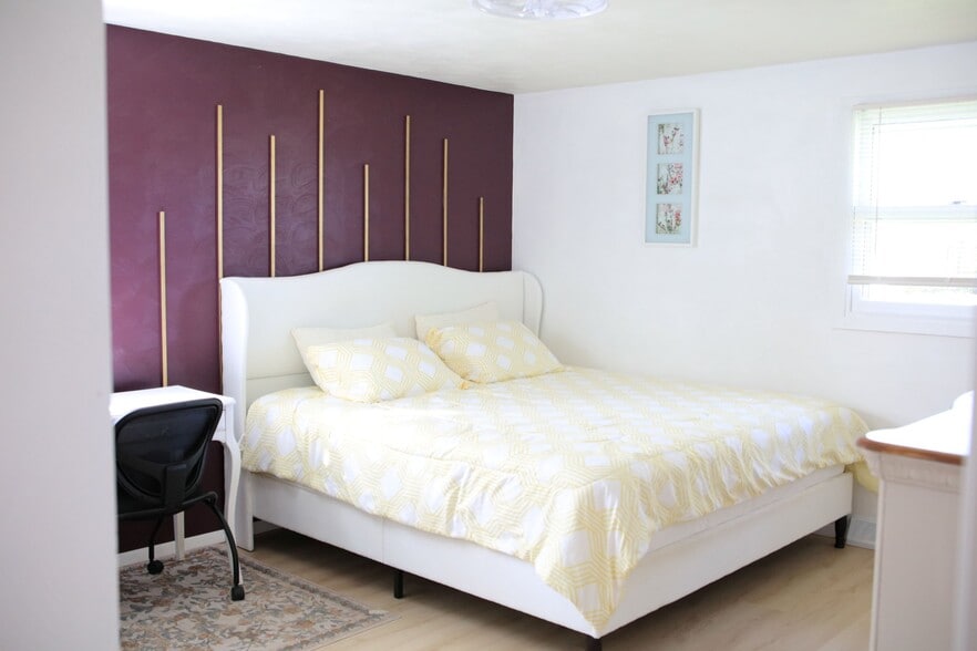 Building Photo - 1 Division St