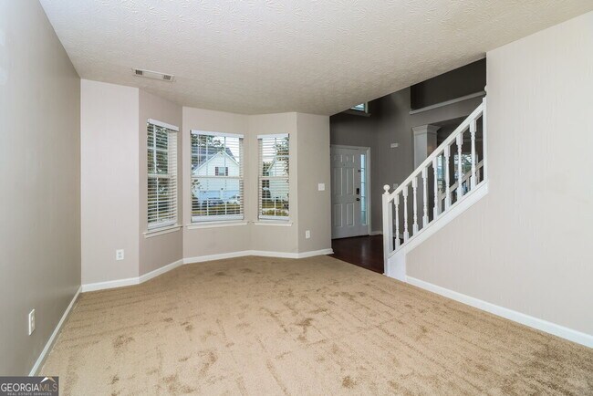 Building Photo - 440 Overlook Turn NW