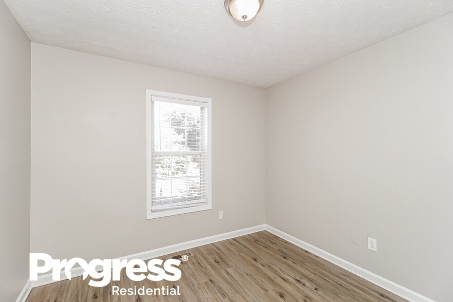 Building Photo - 4927 Lighthouse Pointe