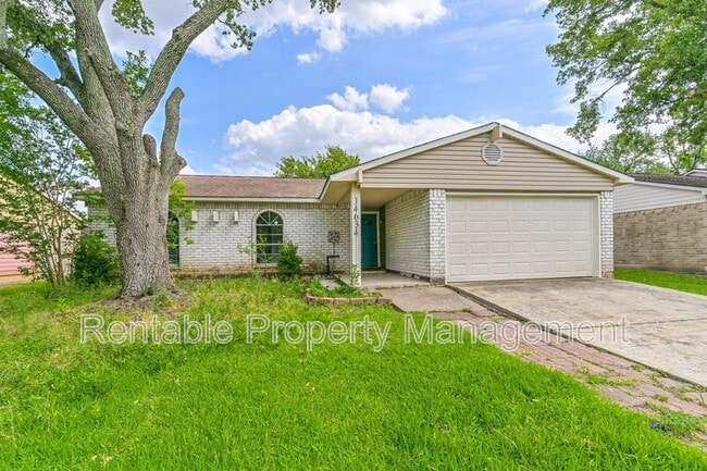 Building Photo - 14634 Dartwood Dr
