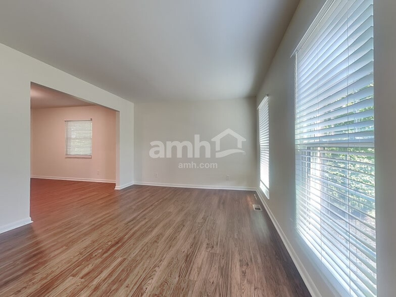 Building Photo - 1929 Morningside Dr