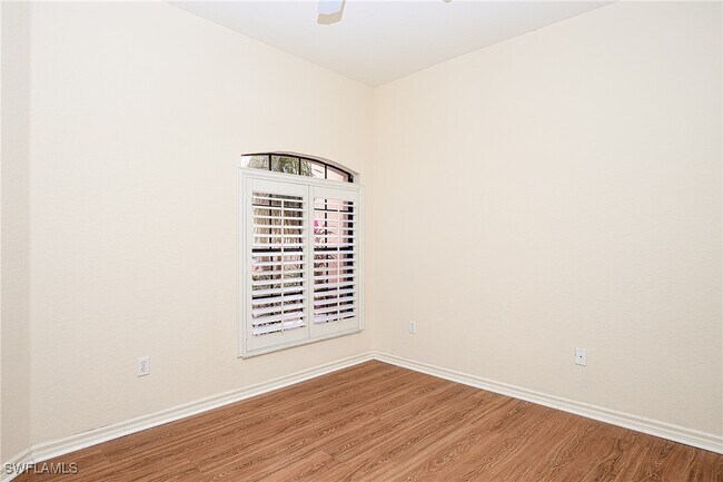 Building Photo - 5805 Grande Reserve Way