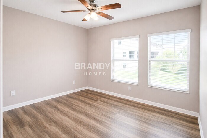 Building Photo - 5708 Marbella Dr