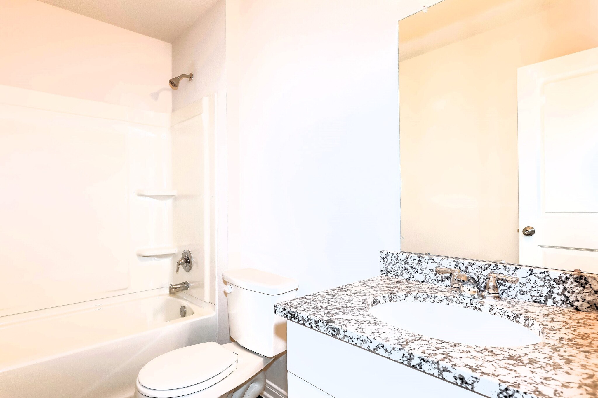 Building Photo - 14211 Green Wing Cir