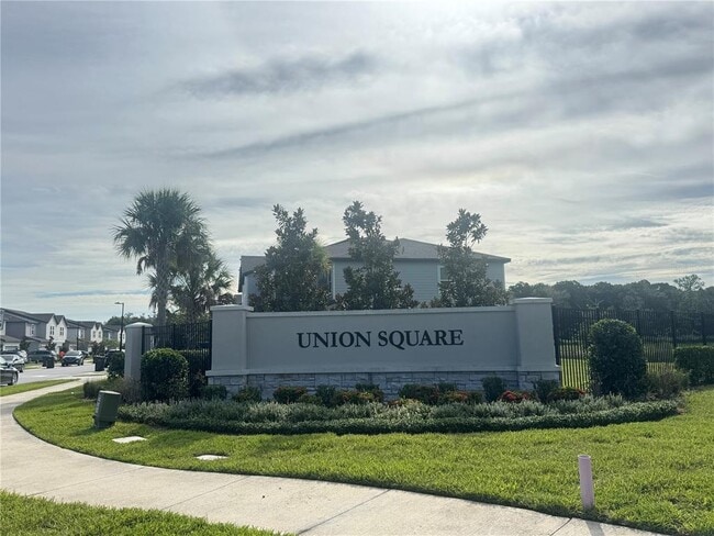 Building Photo - 413 Legacy Lp