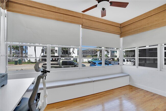 Building Photo - 1460 West Ave